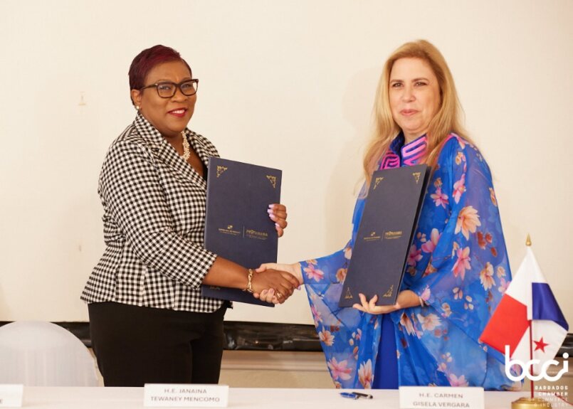 Barbados y Panamá firman acuerdo de colaboración
