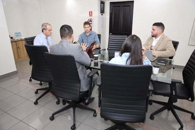 PROPANAMA recibe inversionista interesado en las costas panameñas