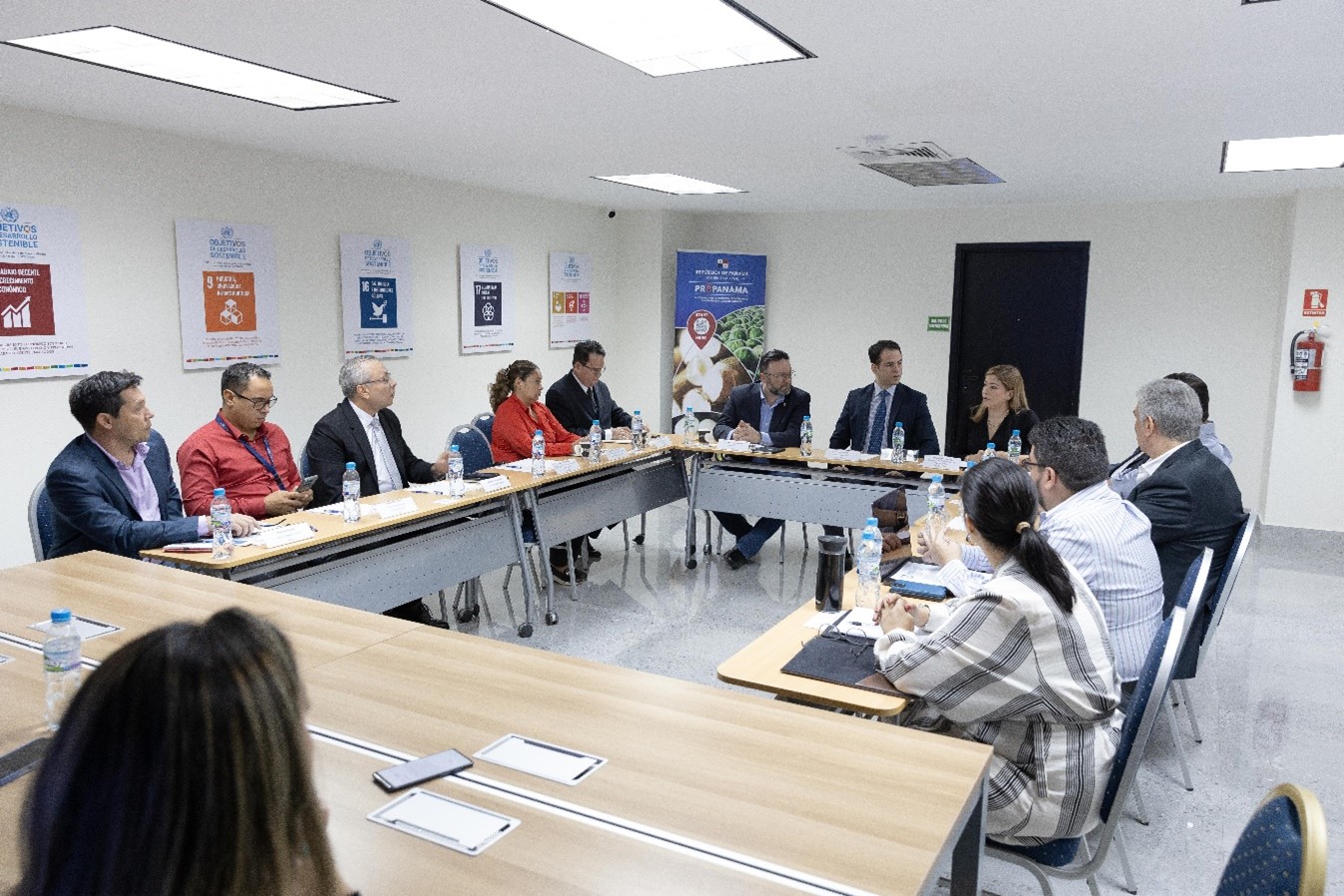 Mesa de Trabajo Interinstitucional junto a gremios de pesca y acuicultura