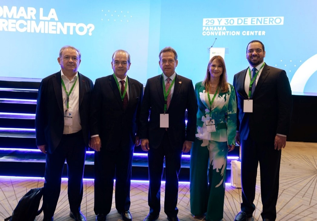 Participación en el Foro Económico Internacional América Latina y el Caribe 2025