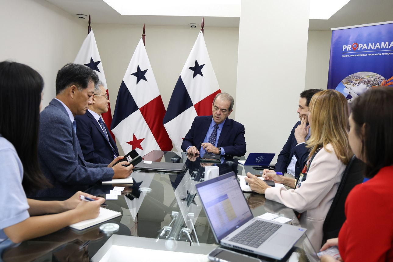 Visita Oficial de la Embajada de Corea
